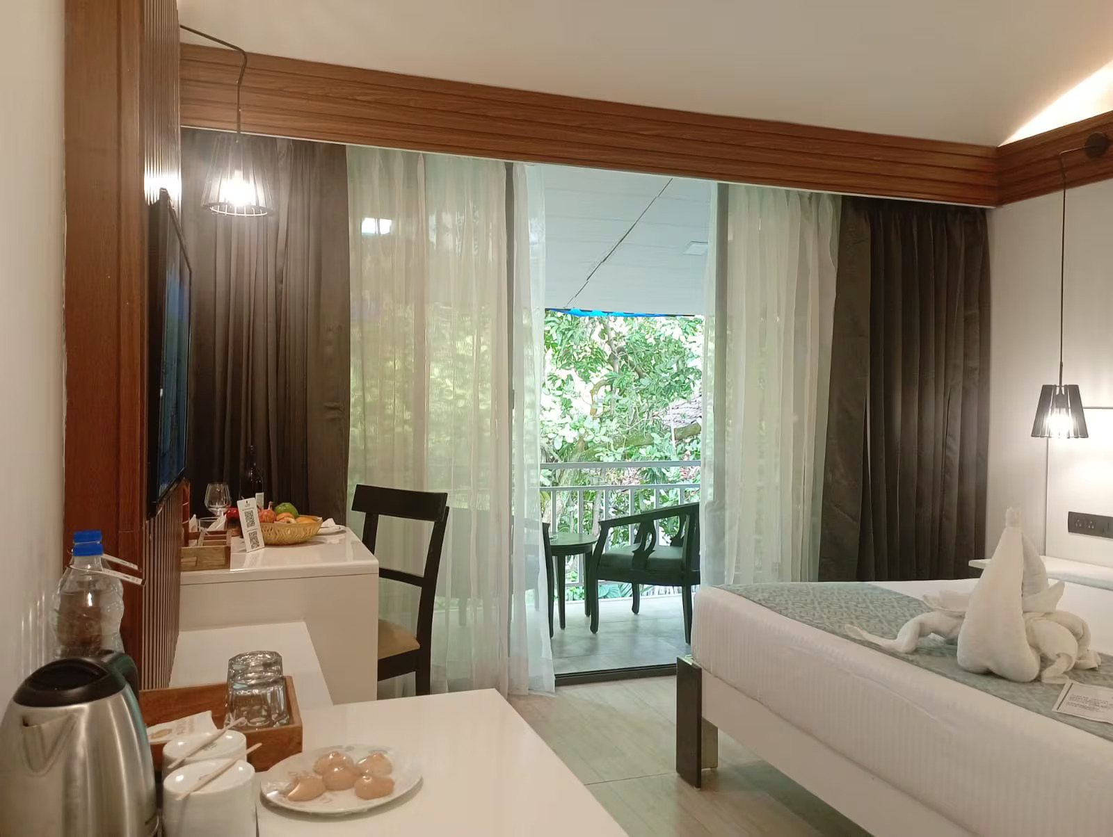 Premium room at Foxoso La Beach Resort
